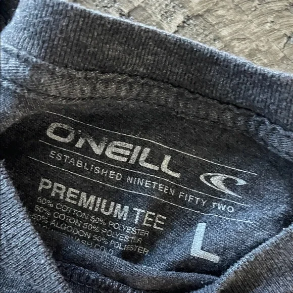 4 Men’s O'Neill Dark Blue, Black, Red Surf Tees - Picture 10 of 10